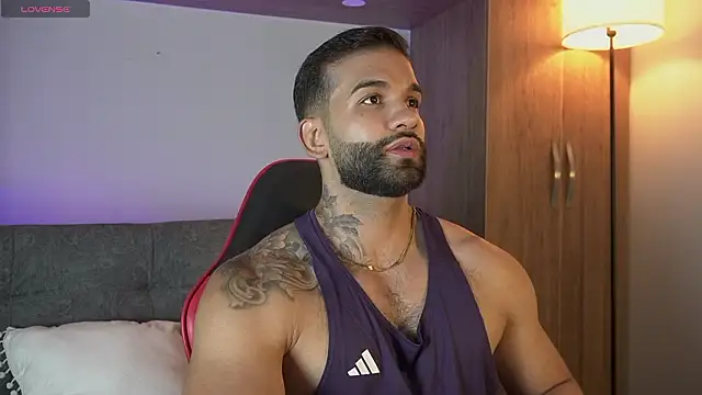 Snapshot of MarkHazze chatting on 02.24.26 MarkHazze online show from 02.24.26