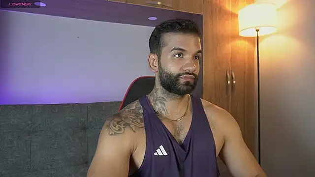 Snapshot of MarkHazze chatting on 03.01.26 MarkHazze online show from 03.01.26