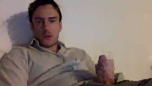 Snapshot of mainnrd chatting on 01.02.25 mainnrd online show from 01.02.25