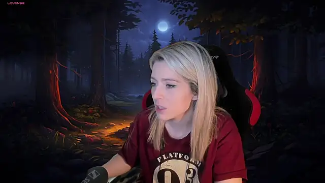 Lisaonthemoon online show from 12.05.24