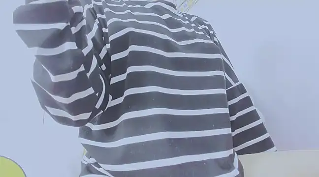 Snapshot of Linh_diudang chatting on 01.24.25 Linh diudang online show from 01.24.25