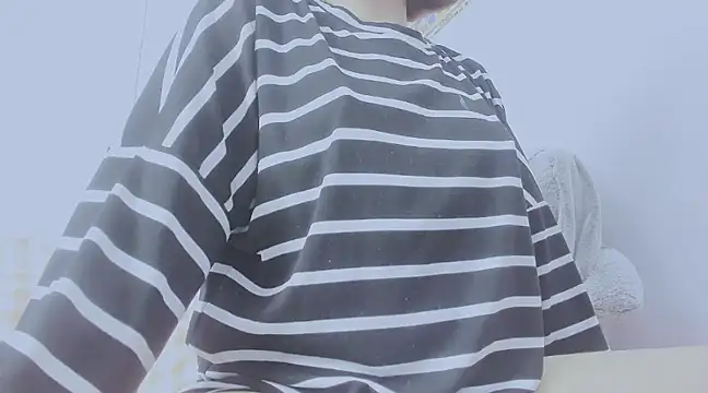 Snapshot of Linh_diudang chatting on 02.10.25 Linh diudang online show from 02.10.25