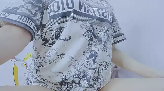 Snapshot of Linh_diudang chatting on 03.11.25 Linh diudang online show from 03.11.25