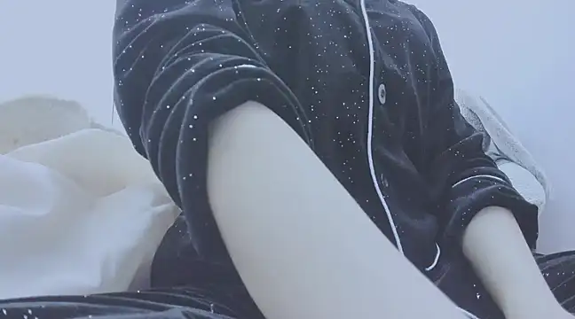 Snapshot of Linh_diudang chatting on 03.16.25 Linh diudang online show from 03.16.25