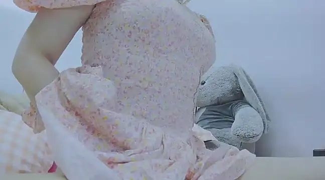 Snapshot of Linh_diudang chatting on 03.18.25 Linh diudang online show from 03.18.25