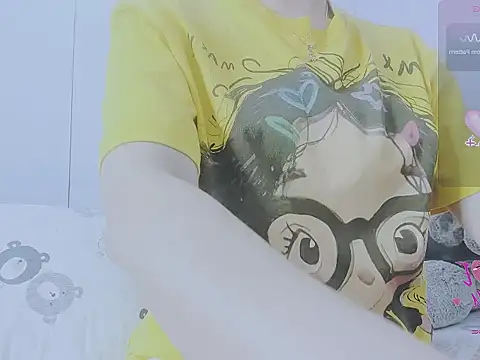 Snapshot of Linh_diudang chatting on 10.07.25 Linh diudang online show from 10.07.25