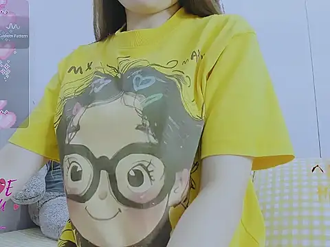 Snapshot of Linh_diudang chatting on 11.05.25 Linh diudang online show from 11.05.25