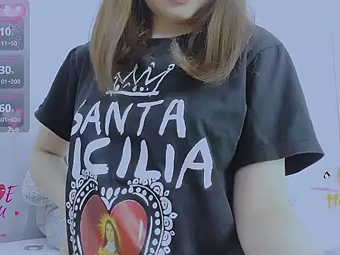 Snapshot of Linh_diudang chatting on 11.20.25 Linh diudang online show from 11.20.25