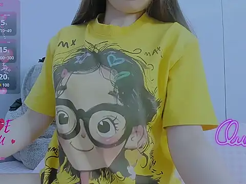 Snapshot of Linh_diudang chatting on 12.21.25 Linh diudang online show from 12.21.25