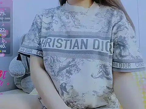 Snapshot of Linh_diudang chatting on 04.13.26 Linh diudang online show from 04.13.26