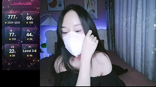 Snapshot of _Viviann_ chatting on 01.01.25  Viviann  online show from 01.01.25