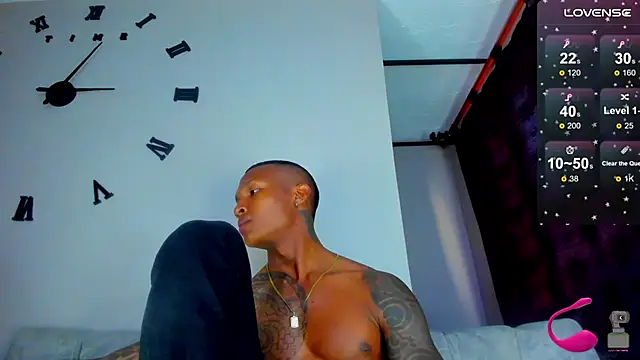 Snapshot of esteveen_ortegas_ chatting on 03.17.25 esteveen ortegas online show from 03.17.25