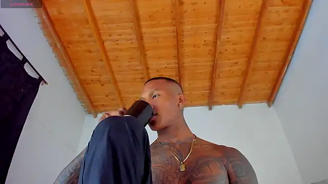 esteveen ortegas  online show from 04.14.26