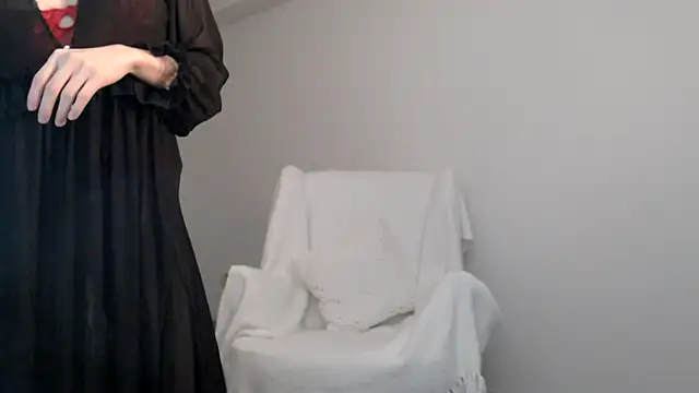 Snapshot of Lily_0000 chatting on 01.26.25 Lily 0000 online show from 01.26.25