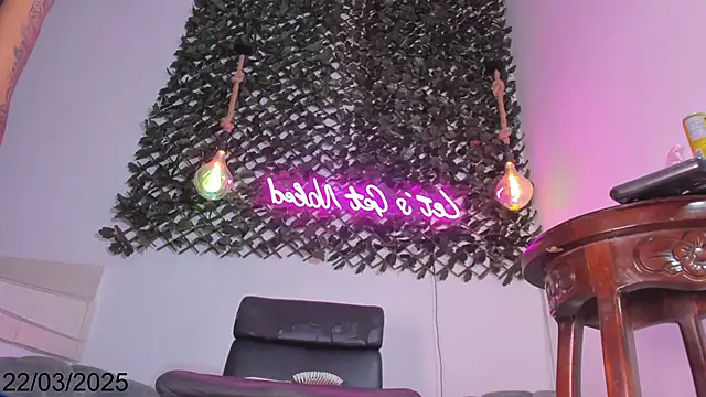 Brianna Stars online show from 03.22.25