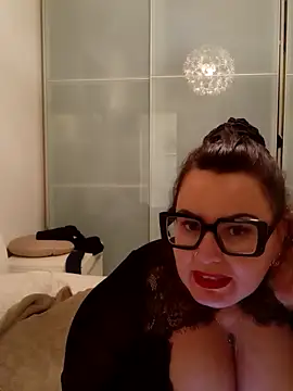 Snapshot of porcona281885 chatting on 12.15.25 porcona281885 online show from 12.15.25