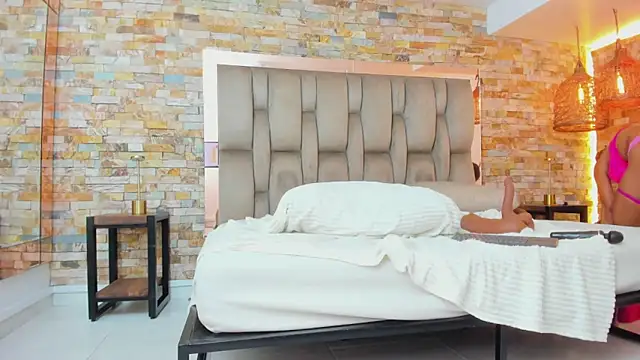 karla dunn online show from 03.08.26