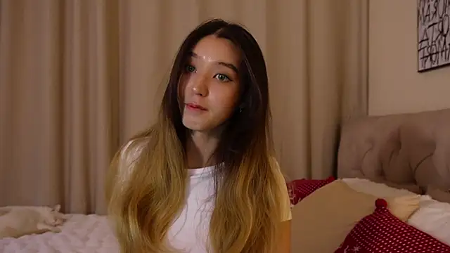 Sarasuo1 online show from 12.29.24