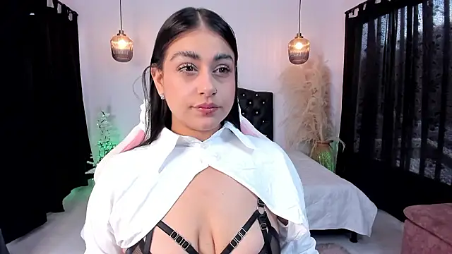 GabyRhodes online show from 12.04.24