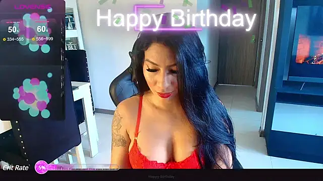 Snapshot of Pamela-fit chatting on 02.15.25 Pamela-fit online show from 02.15.25