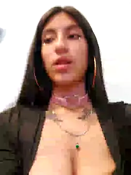 Hothotcouple online show from 12.28.24