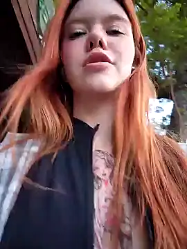 Snapshot of Teya_New chatting on 12.25.24 Teya New online show from 12.25.24