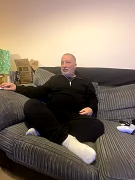 LondonTeffy online show from 10.23.25