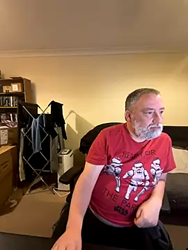 LondonTeffy online show from 11.28.25