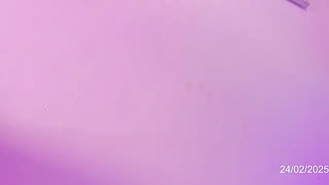 Snapshot of Mell_Saenz chatting on 02.25.25 Mell Saenz online show from 02.25.25