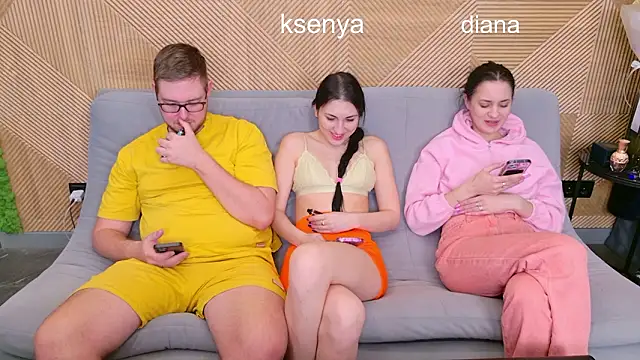 Snapshot of Ksenny chatting on 02.26.26 Ksenny online show from 02.26.26