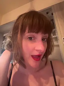 Snapshot of victoirenextdoor chatting on 03.21.25 victoirenextdoor online show from 03.21.25