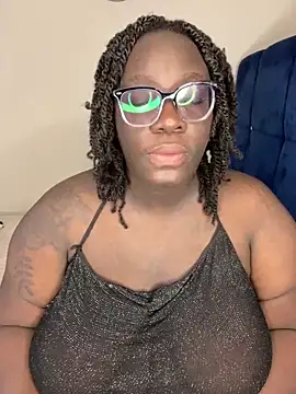 Snapshot of Toomuch_Squirt chatting on 12.15.24 Toomuch Squirt online show from 12.15.24