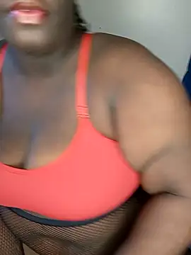 Snapshot of Toomuch_Squirt chatting on 02.01.25 Toomuch Squirt online show from 02.01.25