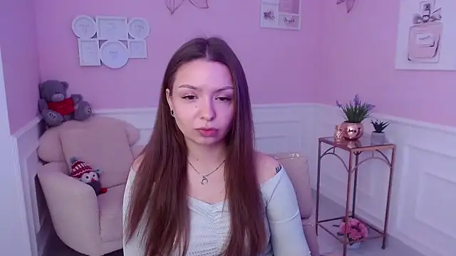 LucySkilar online show from 01.21.25