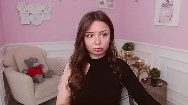 Snapshot of LucySkilar chatting on 05.31.26 LucySkilar online show from 05.31.26