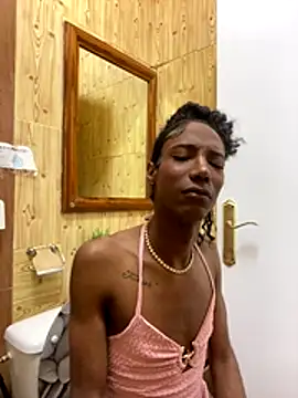 tamarabigass1 online show from 11.14.25