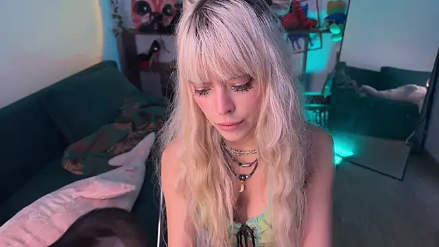 Eerectioneering online show from 09.27.25