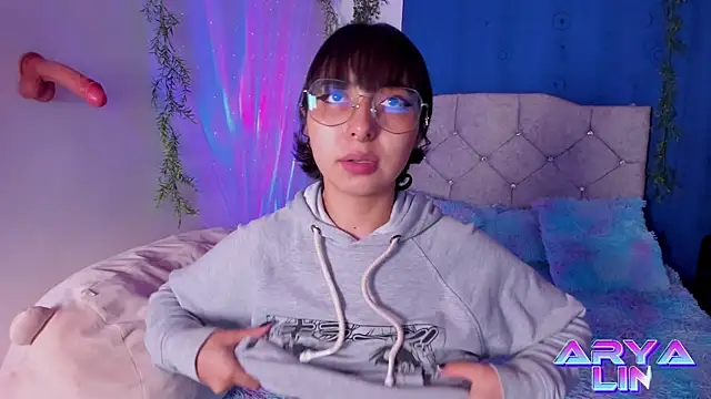 arysUwU online show from 03.23.25