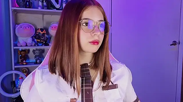 Snapshot of EmilyMiller_ chatting on 12.02.25 EmilyMiller online show from 12.02.25