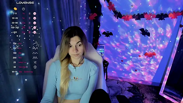 Sweet me  online show from 10.23.25