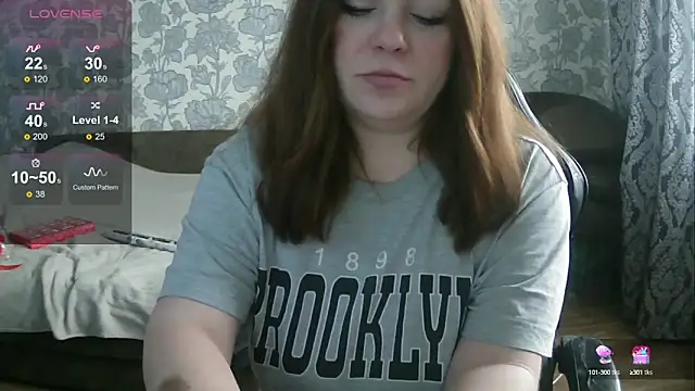 Snapshot of Sabrina_Poison chatting on 12.06.24 Sabrina Poison online show from 12.06.24