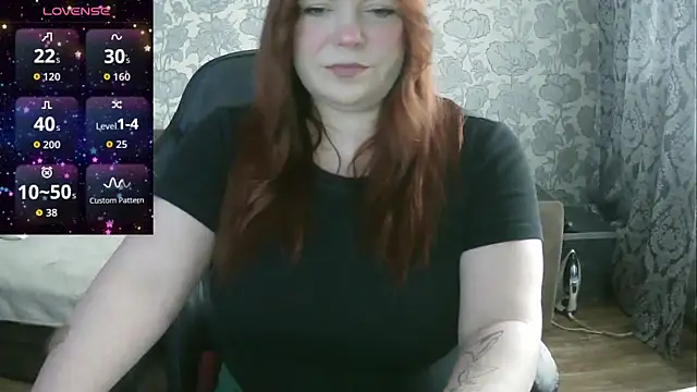 Snapshot of Sabrina_Poison chatting on 11.06.25 Sabrina Poison online show from 11.06.25