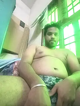 Snapshot of Dinesh2151@xh chatting on 10.30.25 Dinesh2151xh online show from 10.30.25