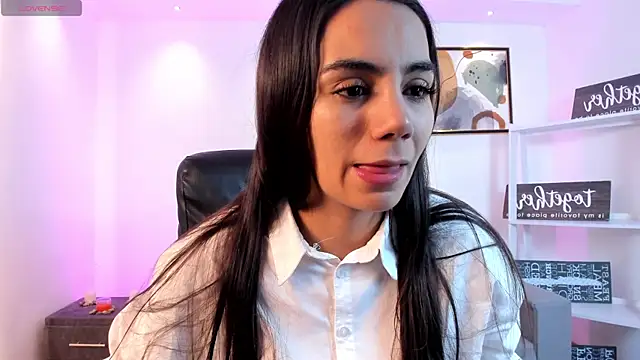 Snapshot of martina_mancini chatting on 06.28.26 martina mancini online show from 06.28.26