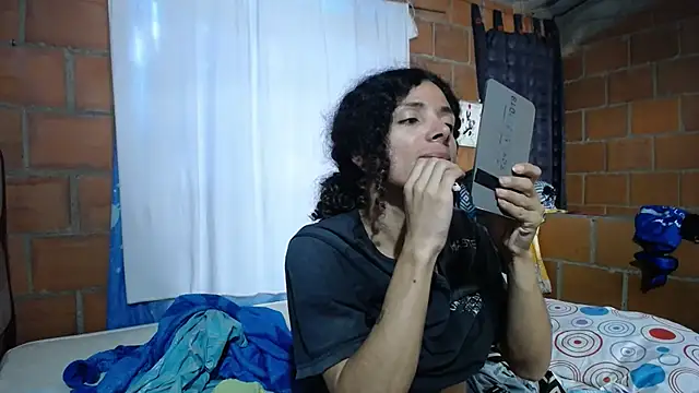 Snapshot of Nadia_Monroe chatting on 09.19.25 Nadia Monroe online show from 09.19.25