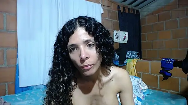 Snapshot of Nadia_Monroe chatting on 09.21.25 Nadia Monroe online show from 09.21.25