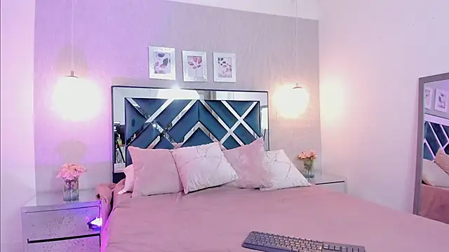 Miakhalifa 7 online show from 02.05.25