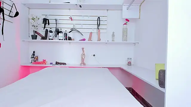 Snapshot of Alejandra_Dunn chatting on 10.09.25 Alejandra Dunn online show from 10.09.25