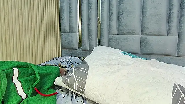 MiissBNasty online show from 09.22.25