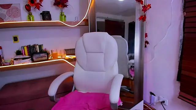 Snapshot of Irina_bx chatting on 01.23.25 Irina bx online show from 01.23.25